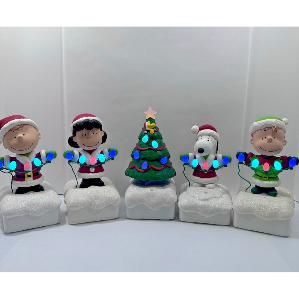 Set 5 Peanuts 2015 LightUp Christmas Snoopy Light Show & Music Wireless Tested - Picture 5 of 17